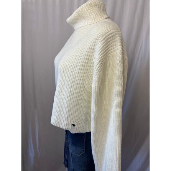 Dance & Marvel Cropped White Turtleneck Sweater - Size Small - Picture 2 of 7
